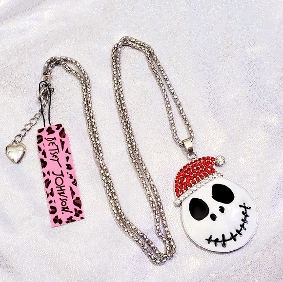 Silver plated red Crystal Jack skellington pendant necklace - Picture 8 of 15